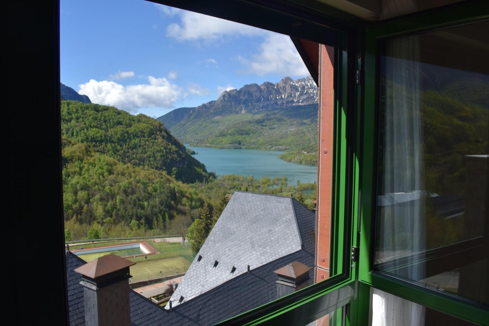 Argualas Triplex Con Piscina Panticosa Eksteriør bilde